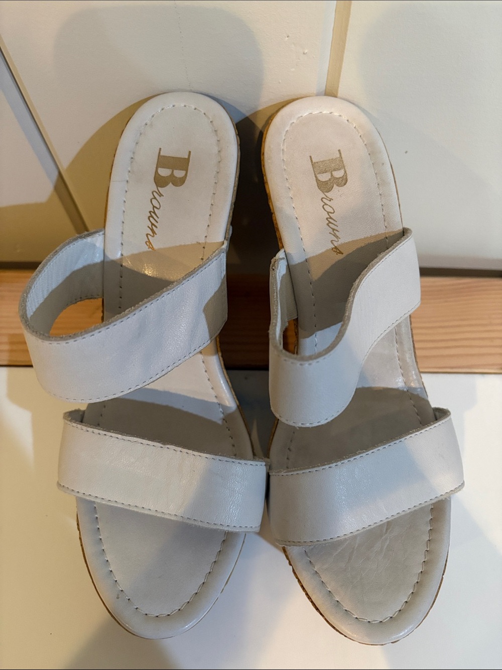 Browns Made in Italy White Leather Platform Wedge Sandals – Size 37